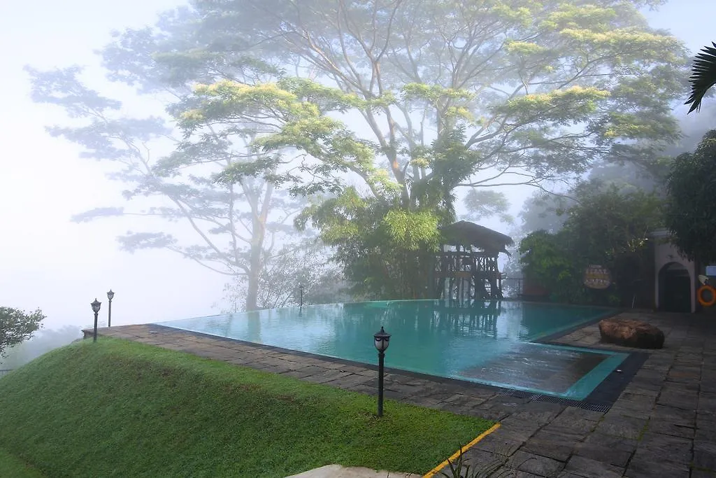 Hotel Randholee Resort & Spa Kandy